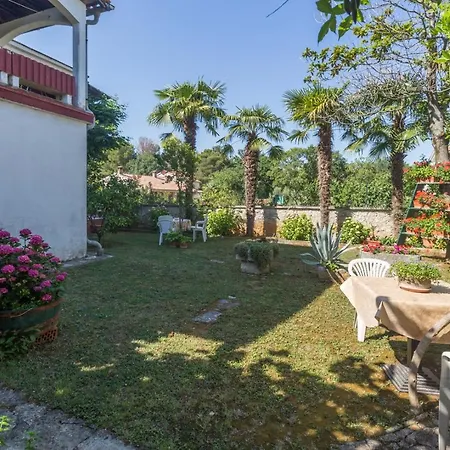 Anamarija Near The And The Fantastic Adria Sea With Over 10 Small Islands Close By Pensionat