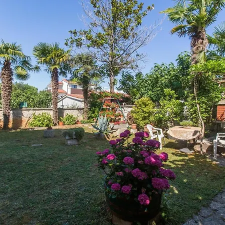 Pensionat Anamarija Near The And The Fantastic Adria Sea With Over 10 Small Islands Close By 3*