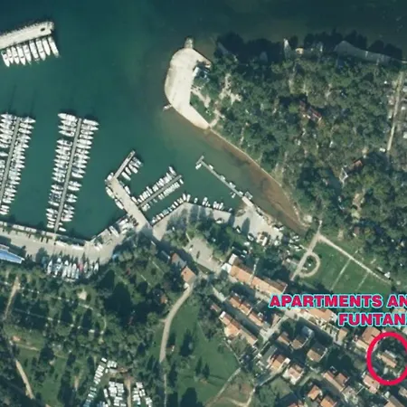 Pensionat Anamarija Near The And The Fantastic Adria Sea With Over 10 Small Islands Close By 3*