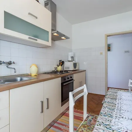 Guest house Anamarija Near The And The Fantastic Adria Sea With Over 10 Small Islands Close By