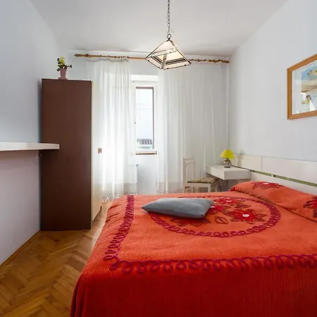 Guest house Anamarija Near The And The Fantastic Adria Sea With Over 10 Small Islands Close By 3*