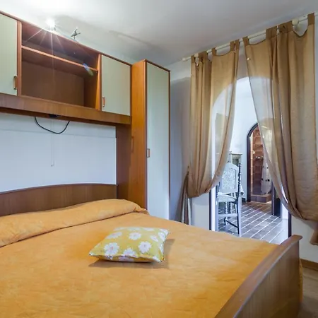 Anamarija Near The And The Fantastic Adria Sea With Over 10 Small Islands Close By 3* Funtana