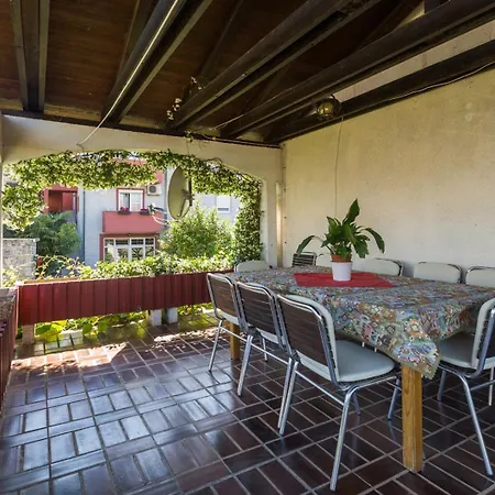 Guest house Anamarija Near The And The Fantastic Adria Sea With Over 10 Small Islands Close By 3*